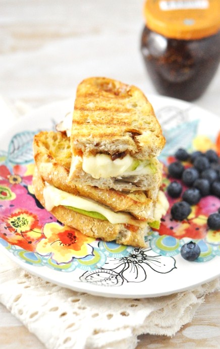 Grilled_Mozzarella_Cheese_Sandwich_Fig_Pear _Recipe_1