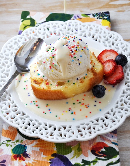 Grilled Pound Cake with Bourbon Cream Sauce Recipe - Savor The Thyme