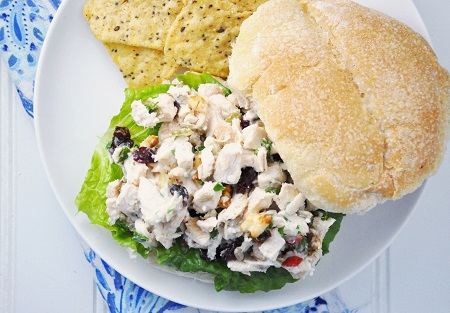 Crunchy & Healthy Chicken Salad Sandwich Recipe