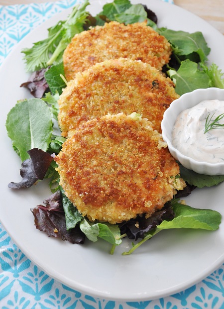 Quinoa Crusted Salmon Burgers with Sriracha Dill Cream Sauce