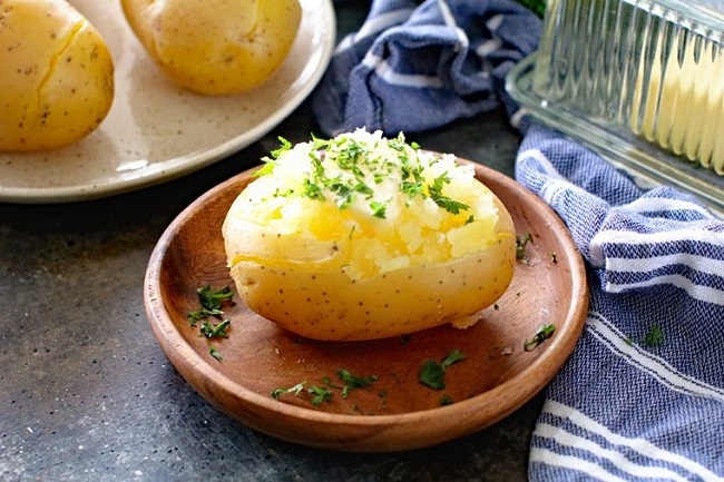 Instant Pot Baked Potatoes