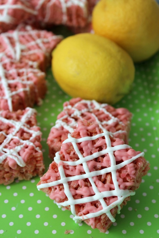 pink lemonade krispies treat